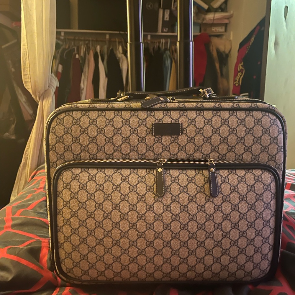 Signature Gucci Pilot Case Carry On